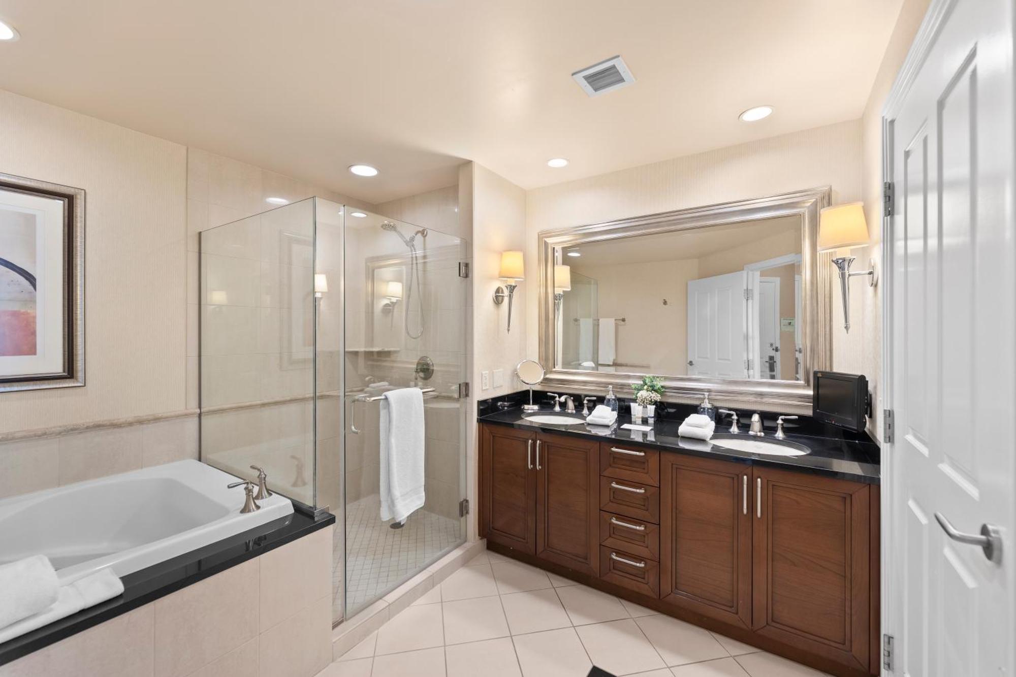 Lucky Gem Penthouse & Luxury Suites At Signature Resort, Balcony Strip View 2605 ラスベガス エクステリア 写真