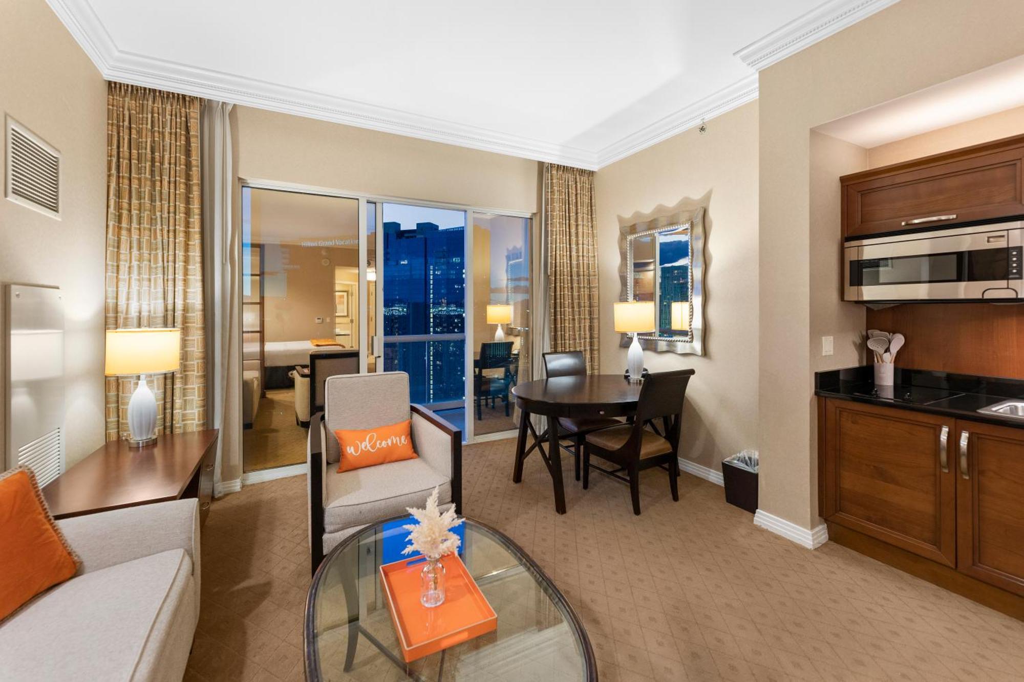 Lucky Gem Penthouse & Luxury Suites At Signature Resort, Balcony Strip View 2605 ラスベガス エクステリア 写真